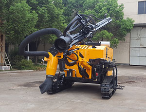 KT5/YCT5型一體式露天潛孔鉆車(chē)